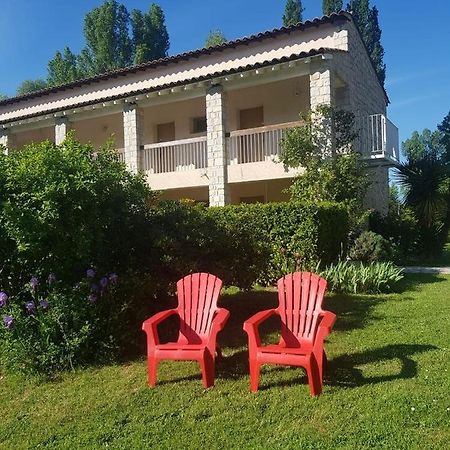 Le Moulin De Cesar Vaison-la-Romaine Exterior foto